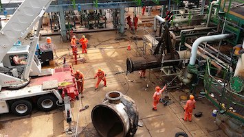 Mantenimiento Integral a Cambiadores de Calor, Torres de Proceso y Acumuladores