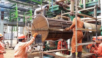 Mantenimiento Integral a Cambiadores de Calor, Torres de Proceso y Acumuladores